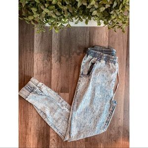 Red Fox Joggers